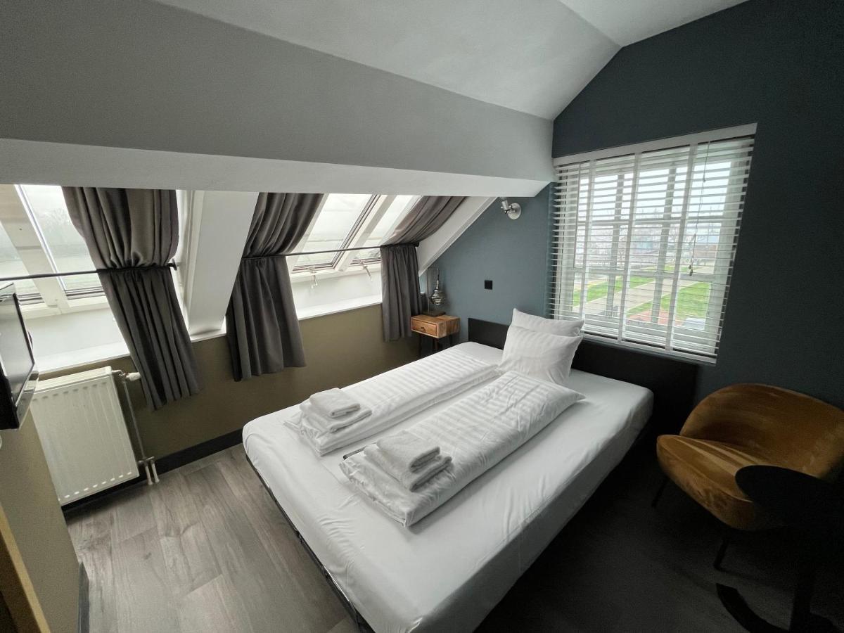 Hotel Oostereiland Hoorn  Esterno foto